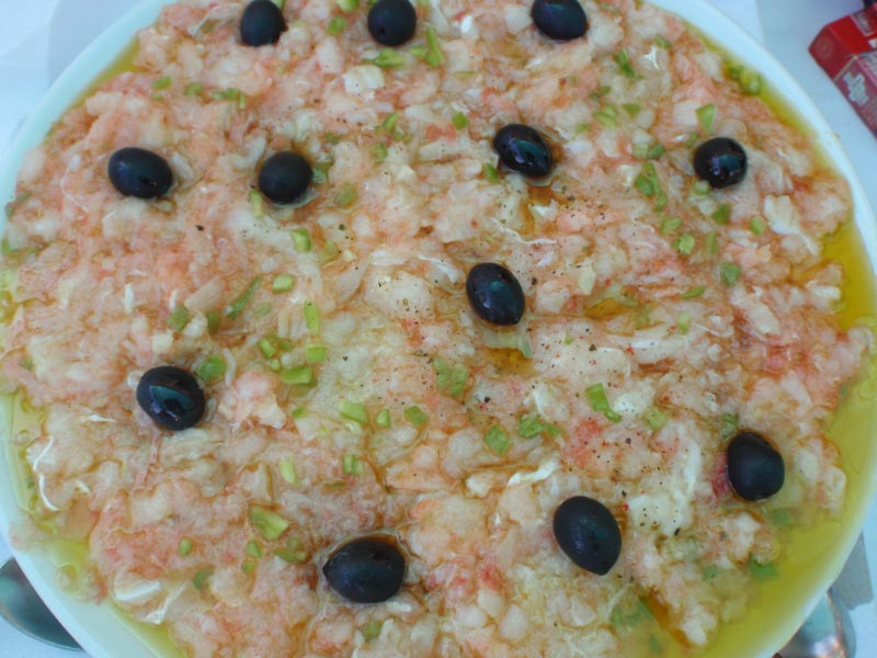 Esqueixada de bacalao