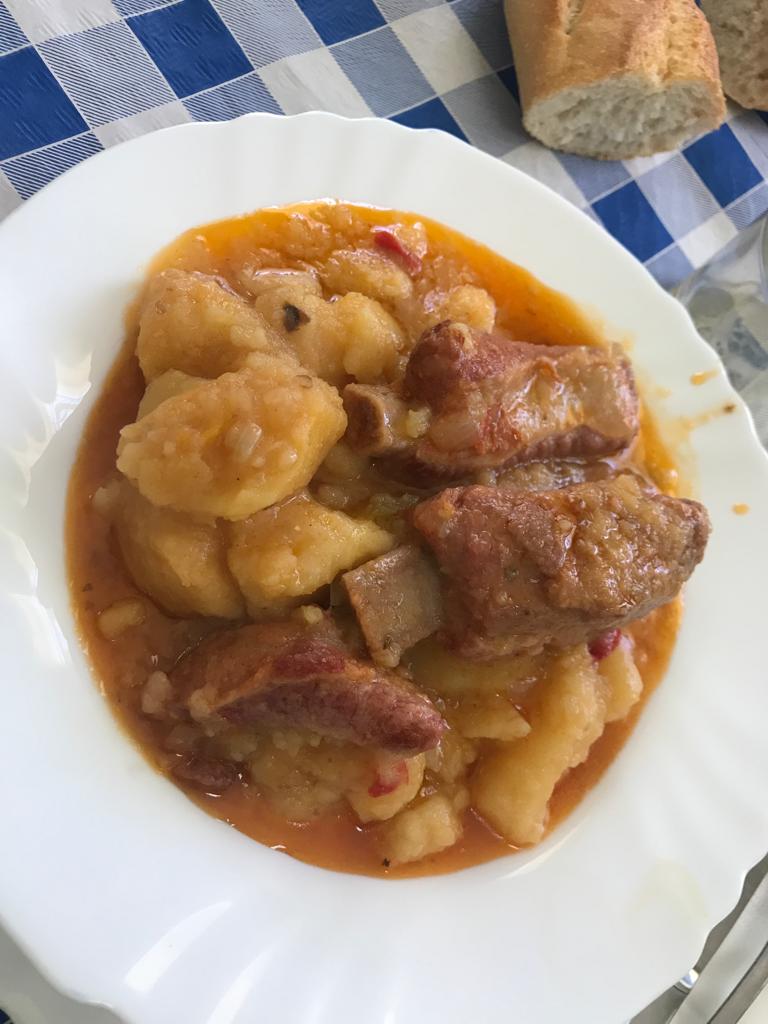 Patatas con costillas